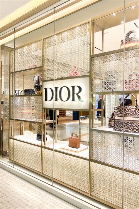 Christian Dior store in Paris